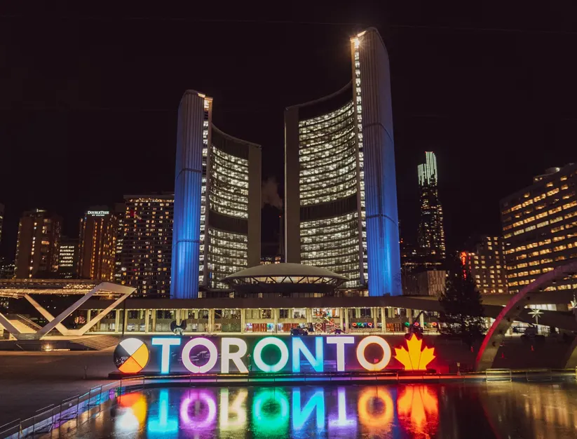 Top 5 most visiting hotels in Toronto